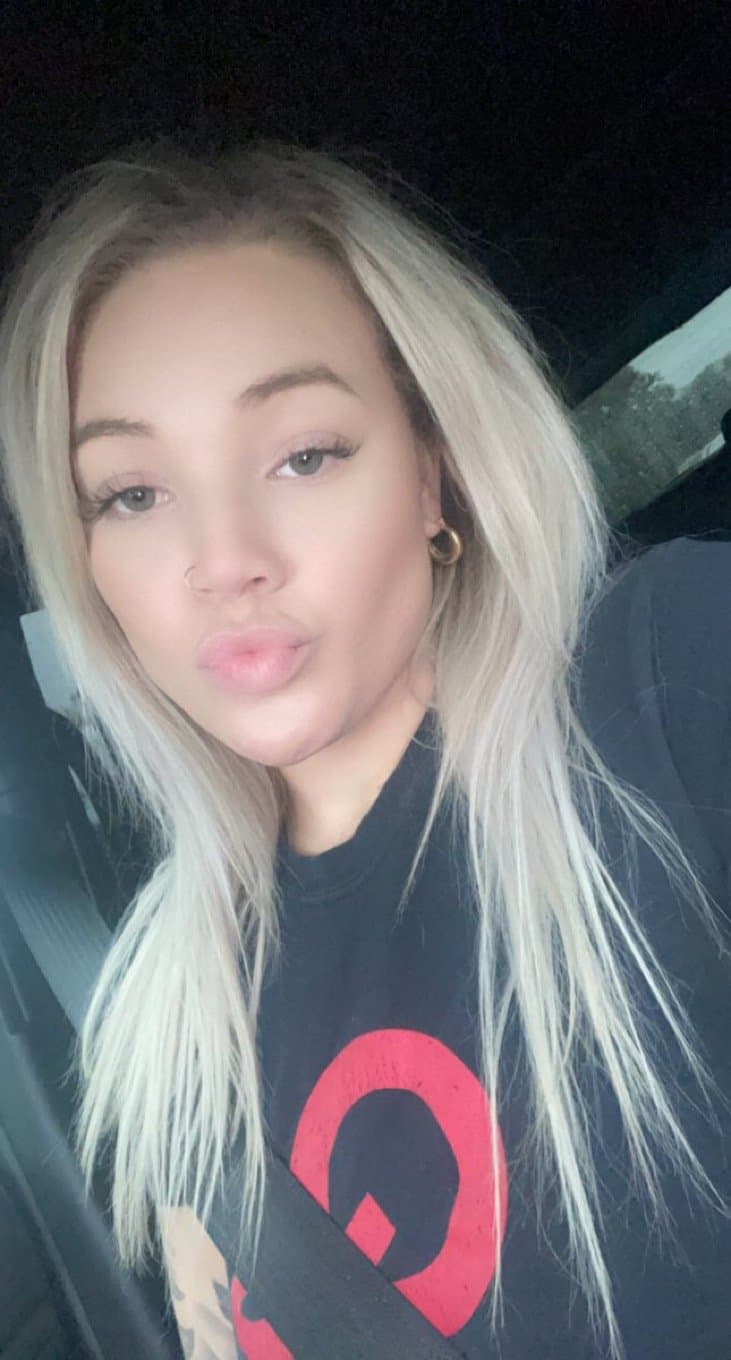 Thick Lightskin Desirea