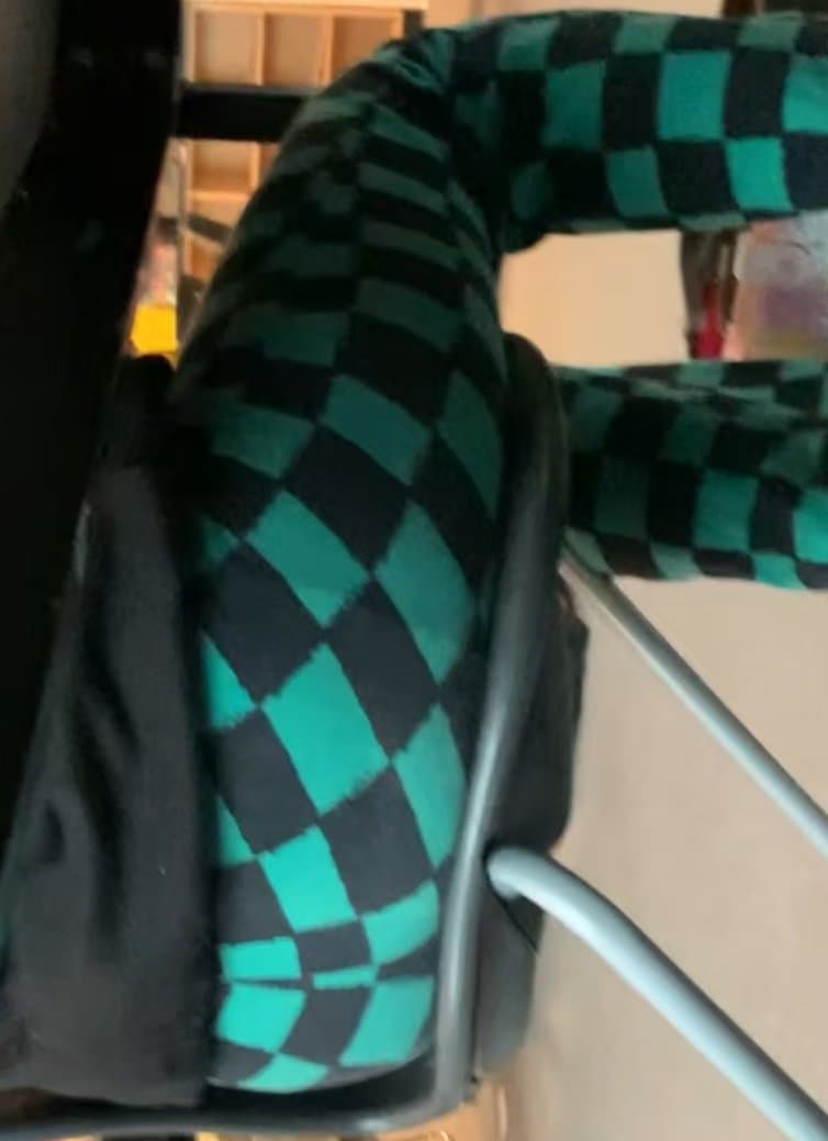 Sexy Teens Ass + Face Pics