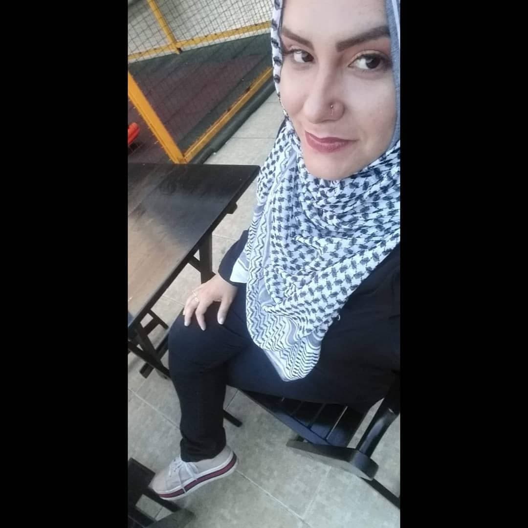 Vizinha Mulçumana To Louca Pra Comer Ela