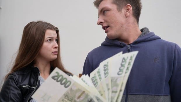 Olivia Sparkle - Sold Girlfriend