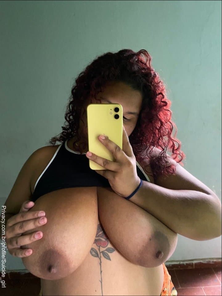 Eu dps de ver o privacy dessa gostosa ? privacy.com.br/profile/Suicide_girl sigam ela lá.