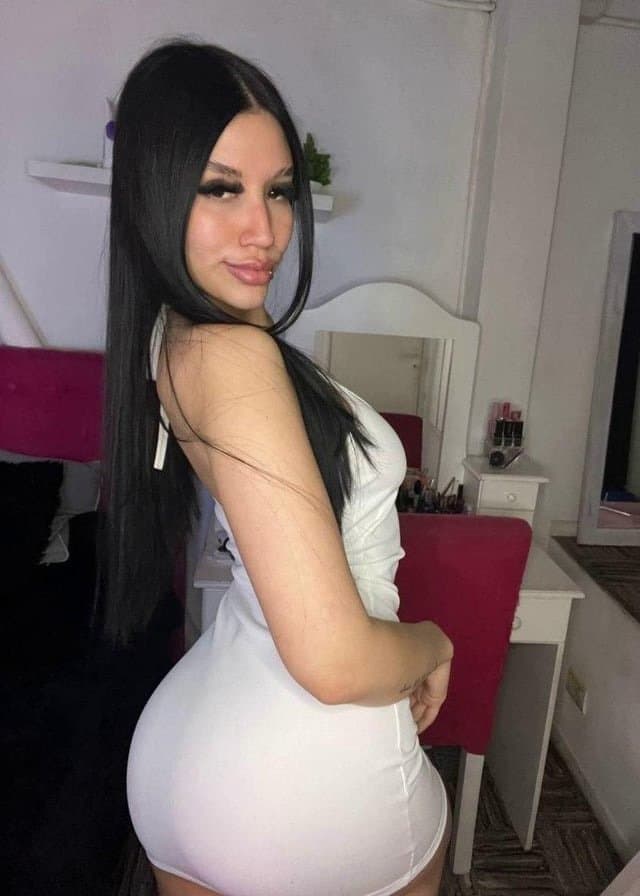 Latina trolita Argentina flaca hermosa nudes de sus ricas teticas perfectas