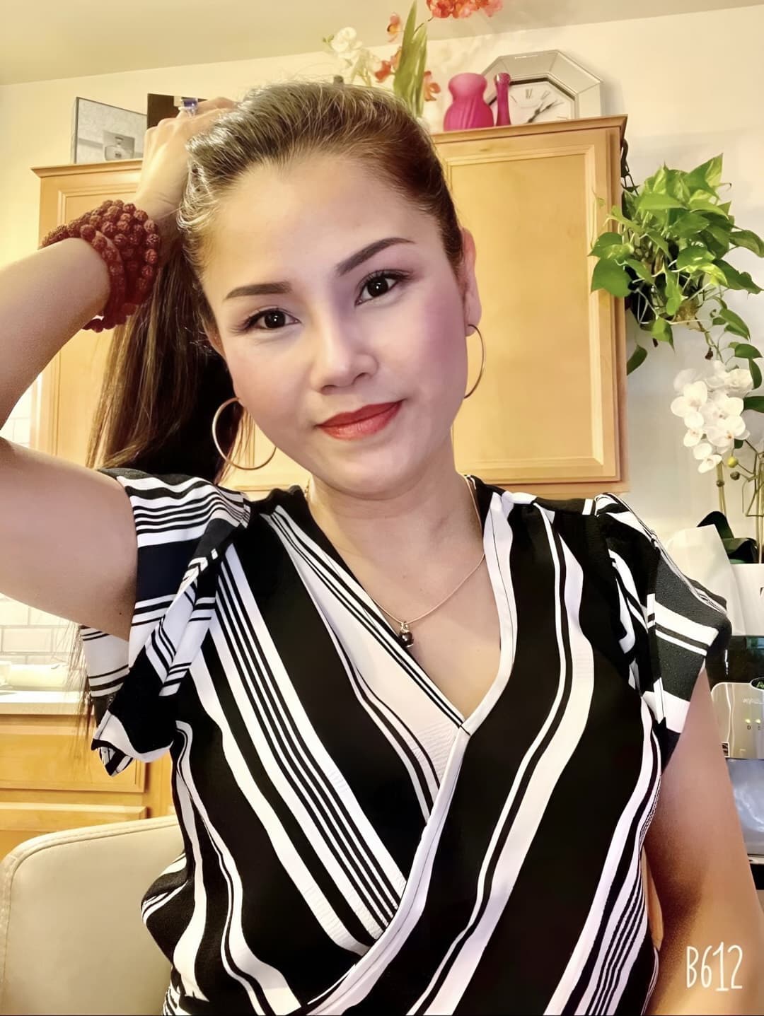 Click to view full size Choi Con Vo Dam Cua Thang Ban Than Tu My Ve Vietnam. Hien Nguyen Con Di U50 Chim Con Tot.