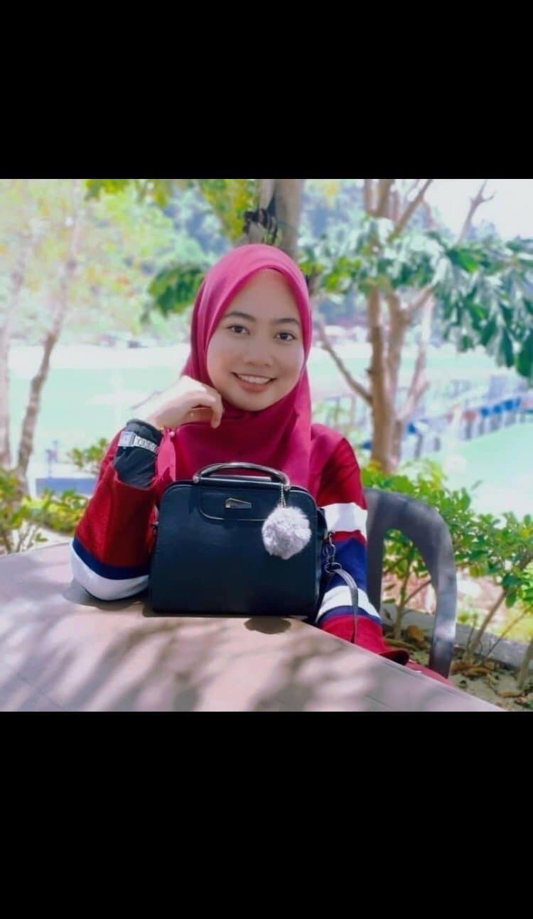 shasha hijab cantik  colmek memek malaysia indonesia muslim milf kacamata glasses