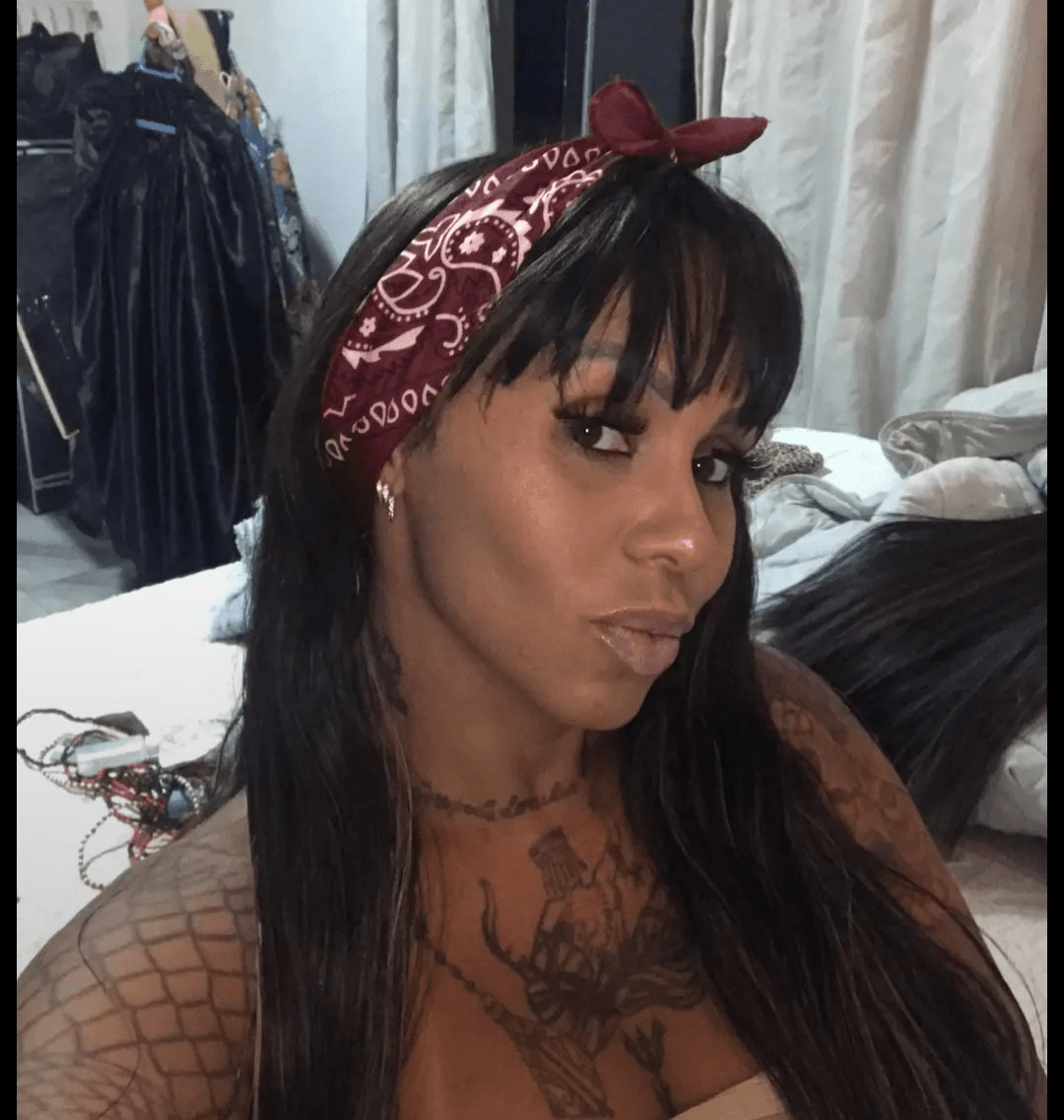 Click to view full size Brazilian Facials Lisa (Lisa Cock, Samantha Clit)