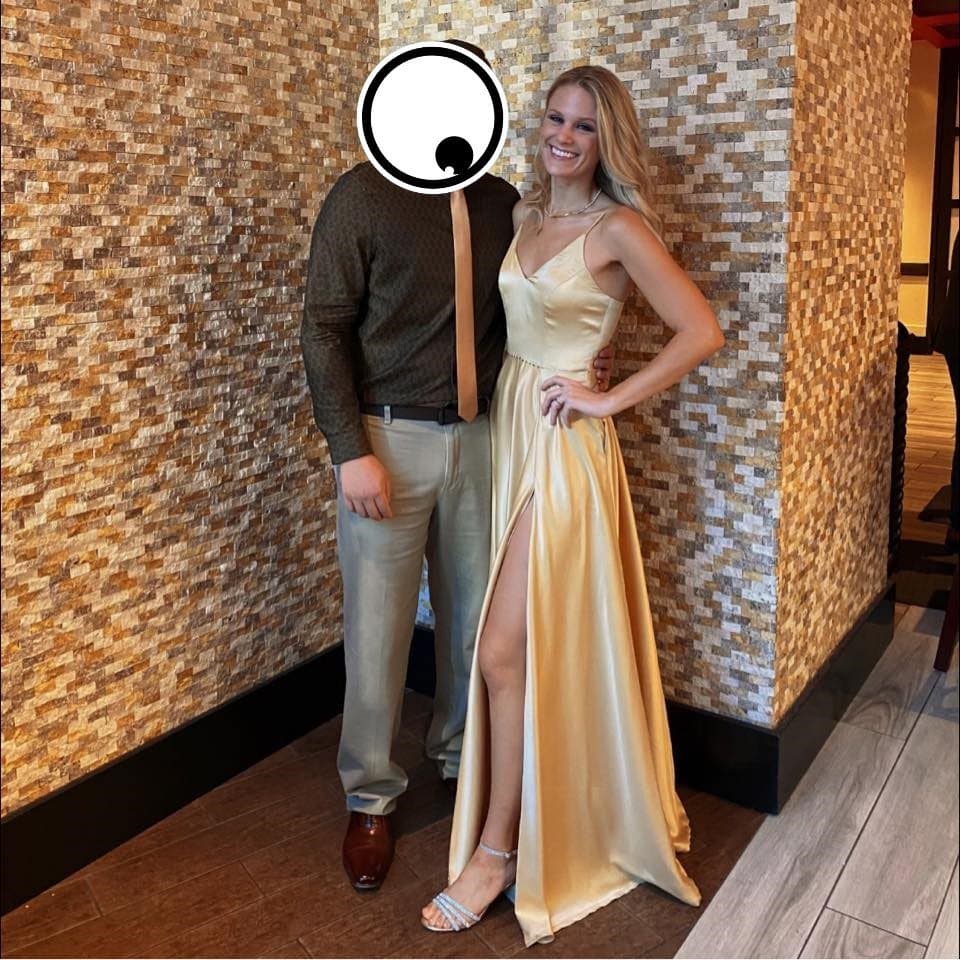 Usually I am not into really skinny women, but Melissa naked on the G G W bus was somehow hot to me