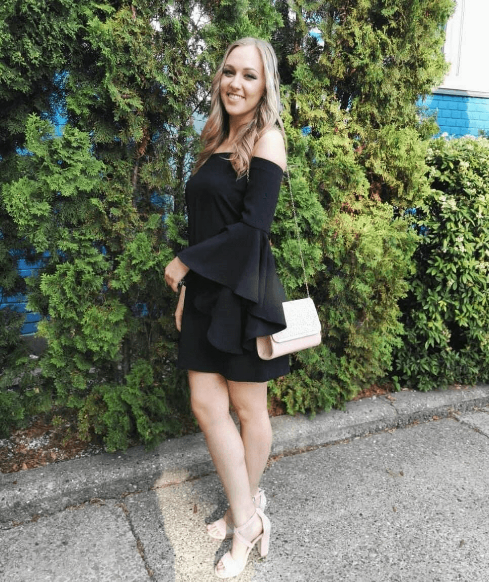 Sanela 30yo Serbian-Hungarian