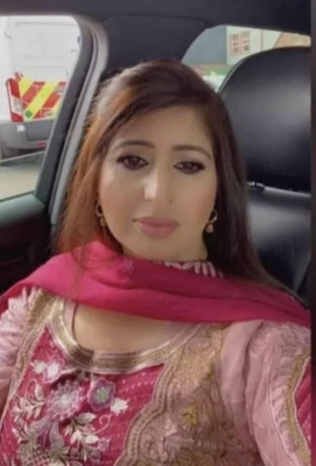British uk desi aunty, message for info