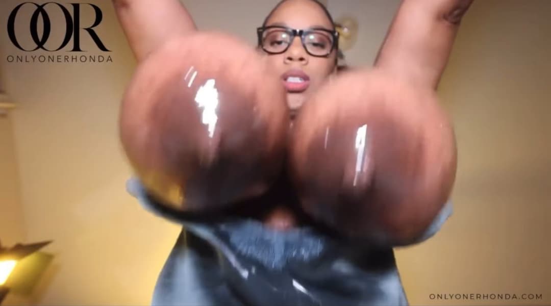 Big ass dangling tits! Huge areolas & nipples!