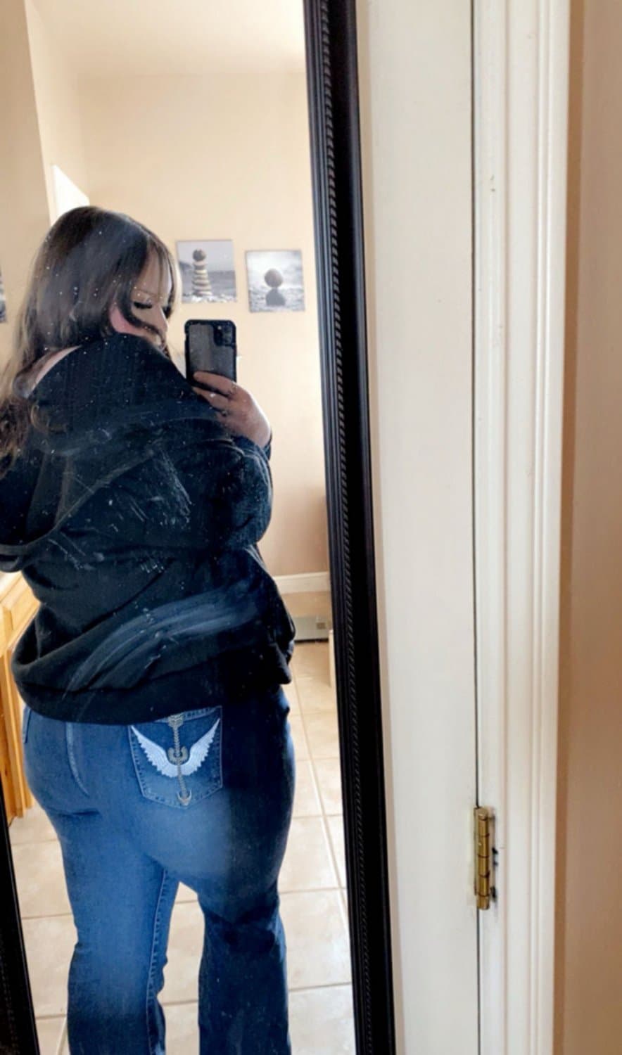 Thick Big Booty Latina Teen Makes it Clap