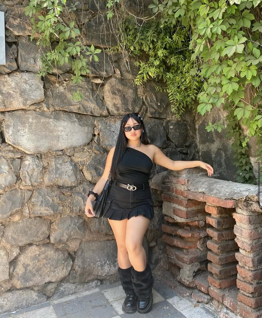 Chilena javiera vidal, hermosa chilena pendeja para ponerla a chupar pico y tirarselos adentro.