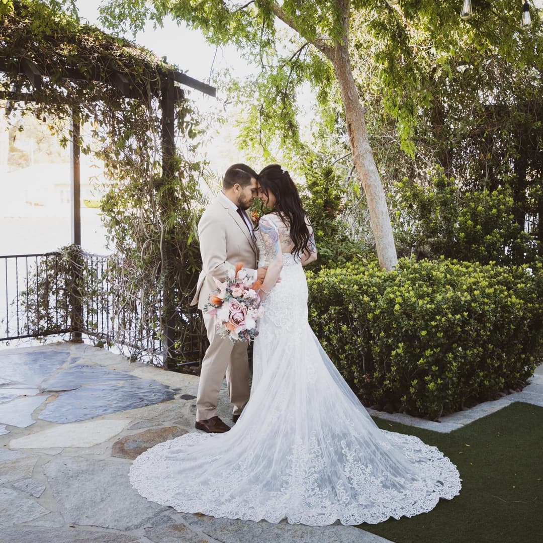 Disclosure #461: Swinging couple