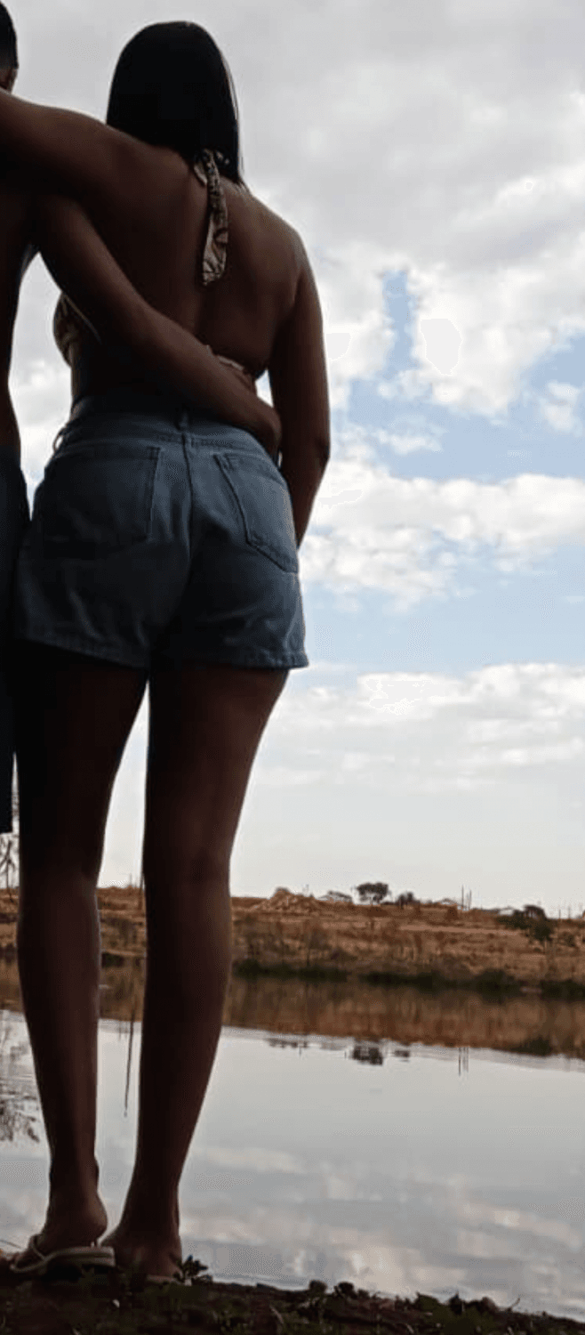 mi amore no serviçooo, tenho um album com 430 midias dela ( so flagras da raba)