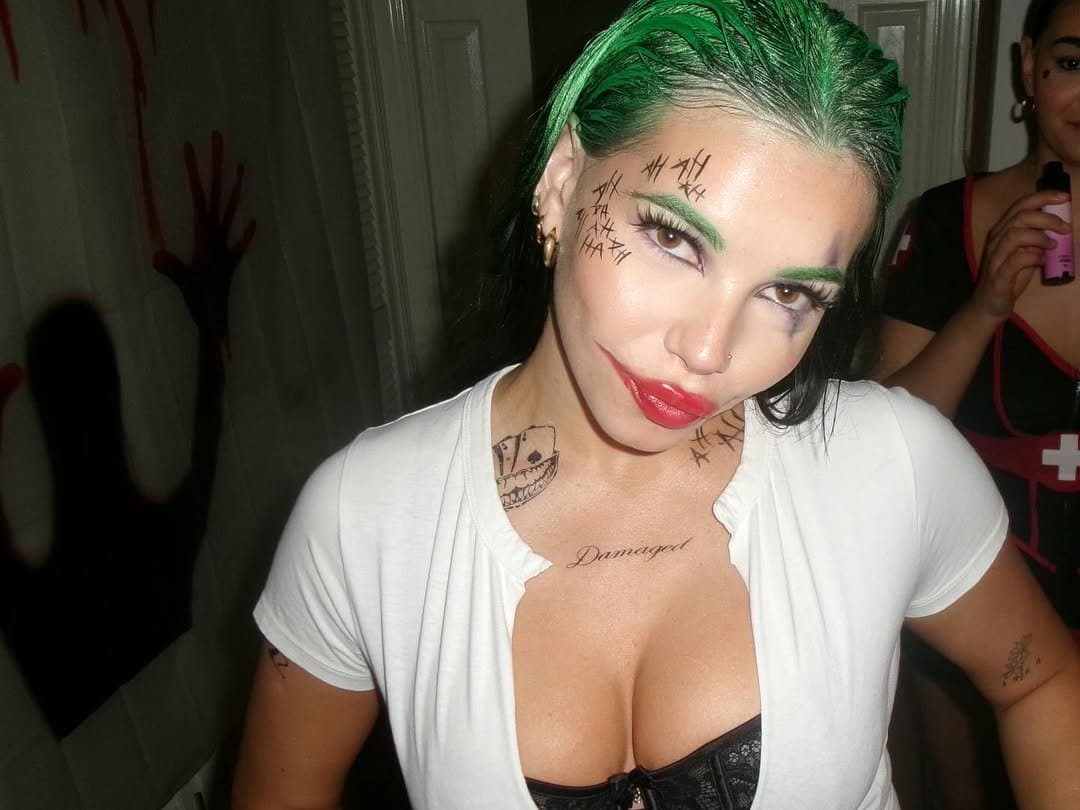 22 yo IRL mom: Hottest IRL gym milf ever! (Part 1) - Please REPOST if you like!