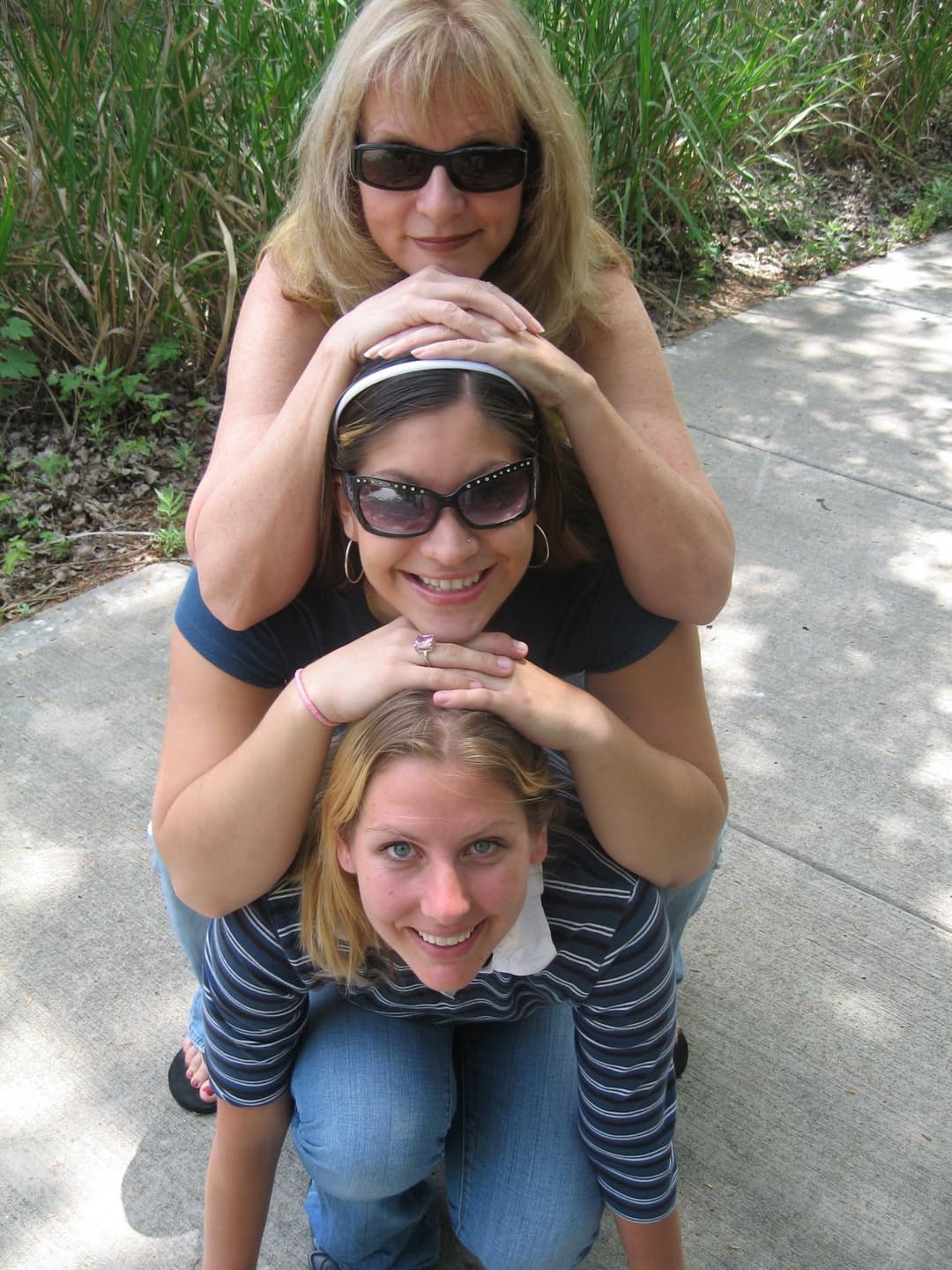 Friends group mooning around San Diego