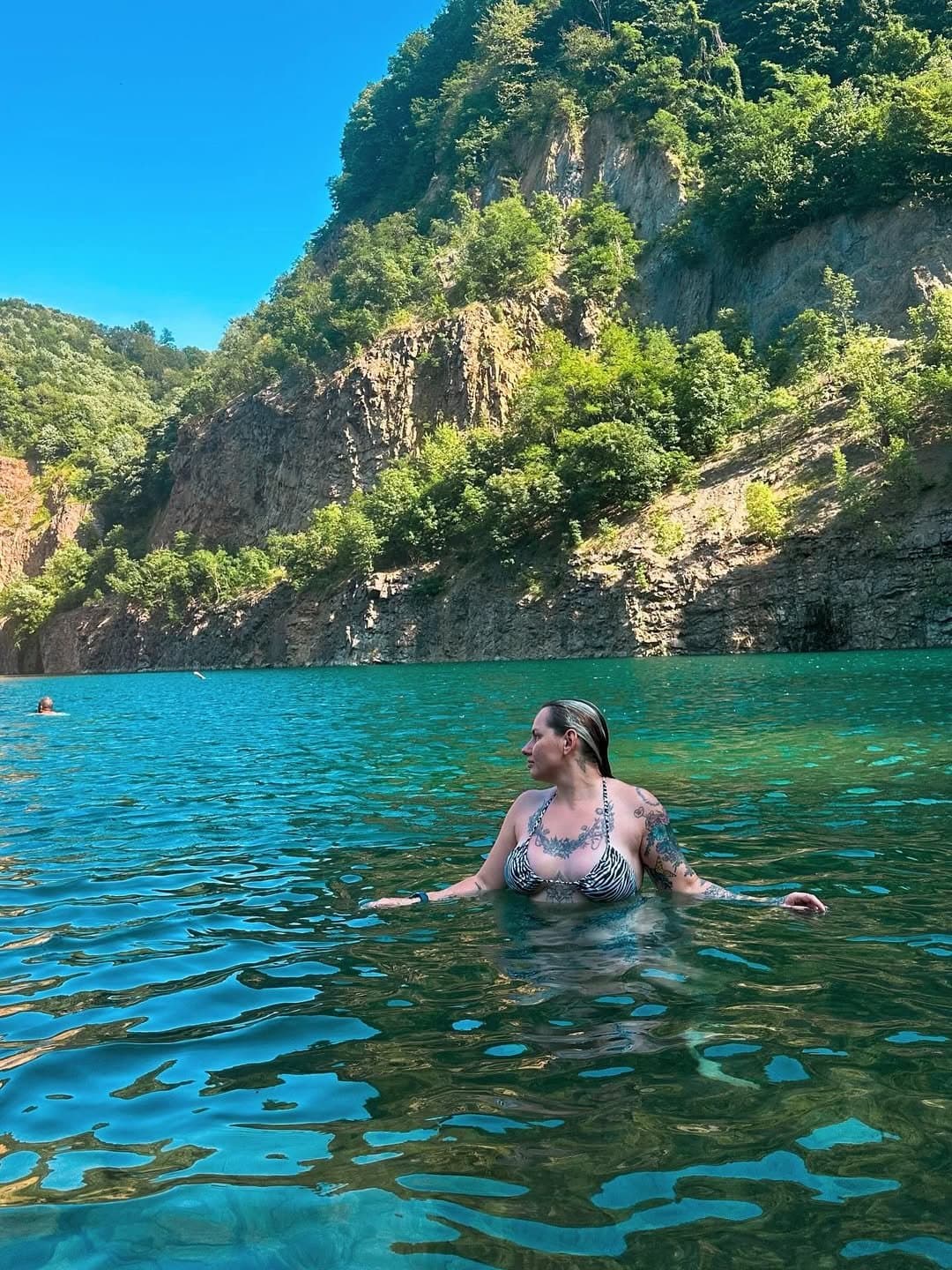 Slim thick local beach slut insta dump