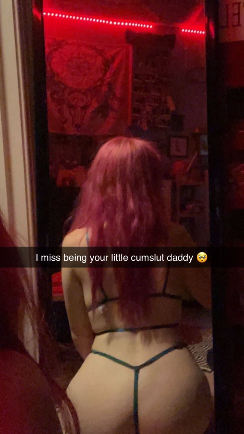 Click to view full size sexy pawg bitch cheating on her boyfriend