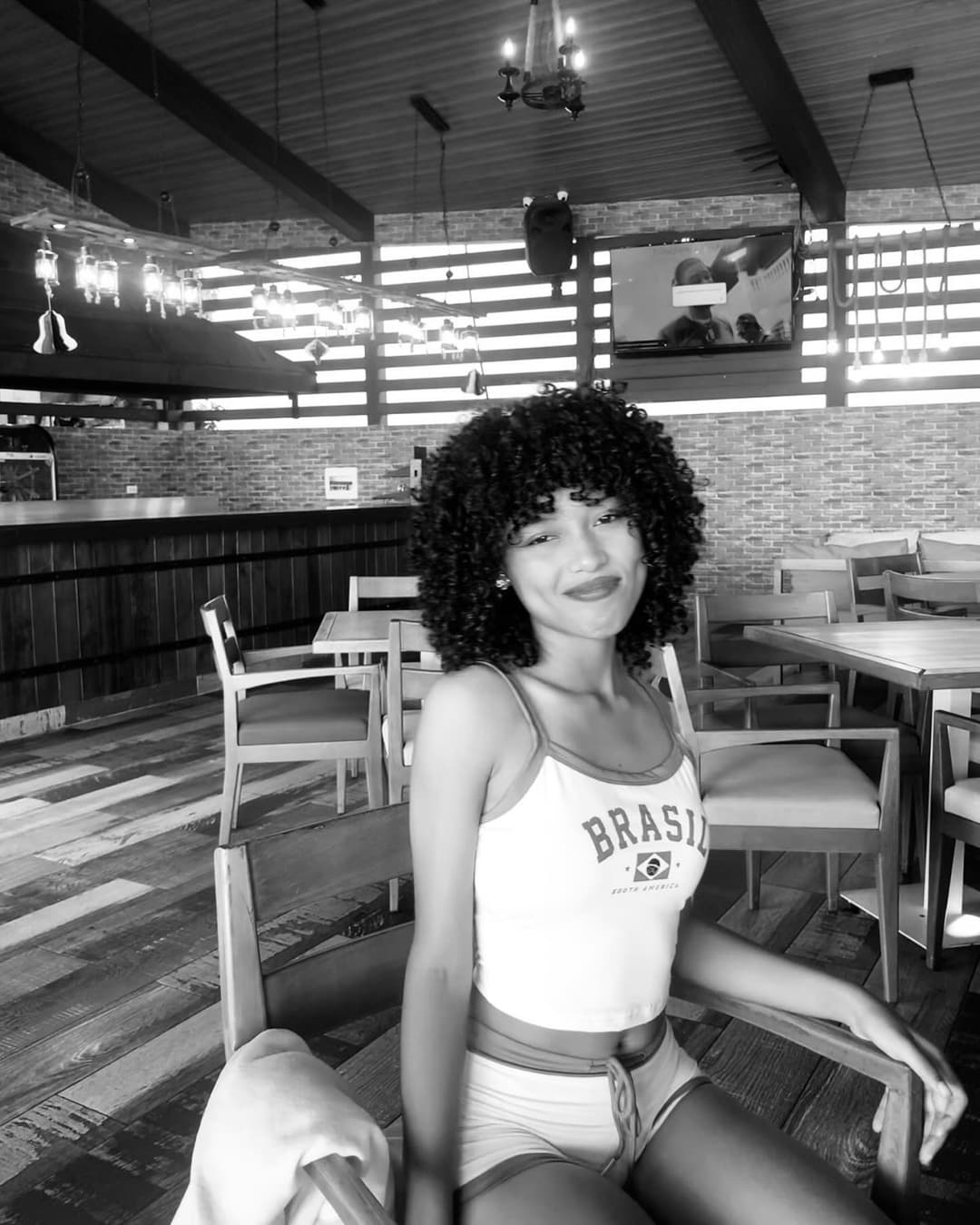 2 PUTAS MORENAS EN BIKINI (DIA 5) 1 DIA 1 PUTA HASTA ENCONTRAR A YADIRA