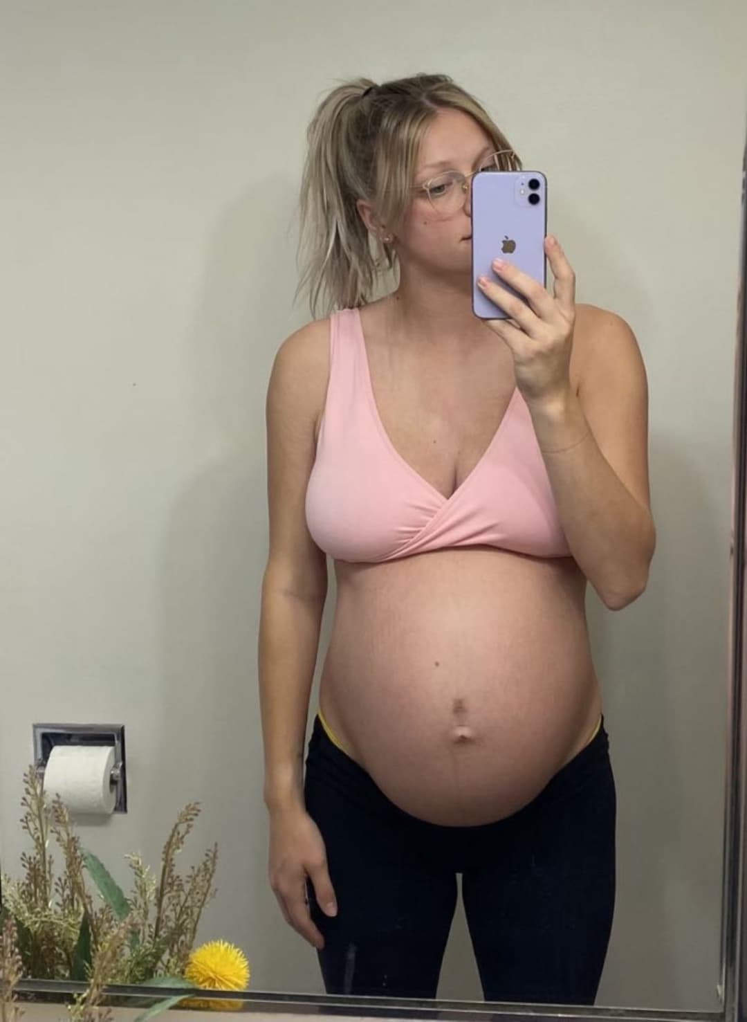 Brooklyn, 27 from Alberta Canada, paramedic, married Christian mom