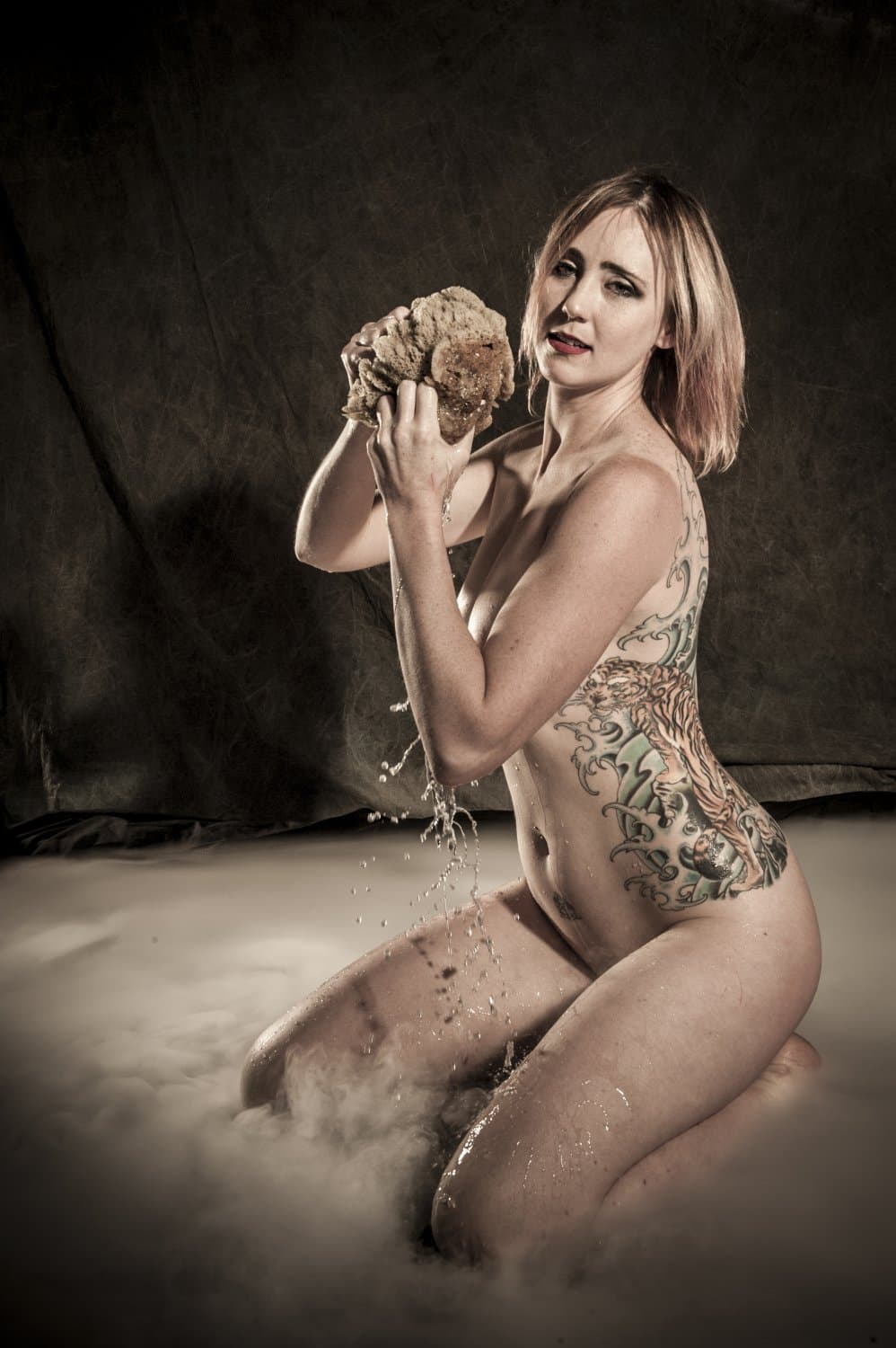 Click to view full size Wife modeling nude in fog