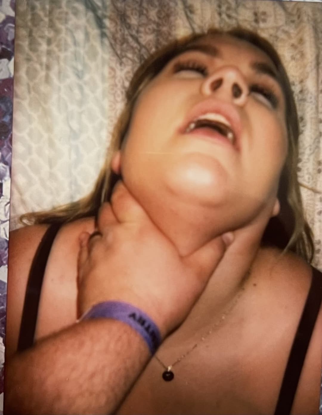 Dumb slut wife Abby banks Kik banks.jj59 for more