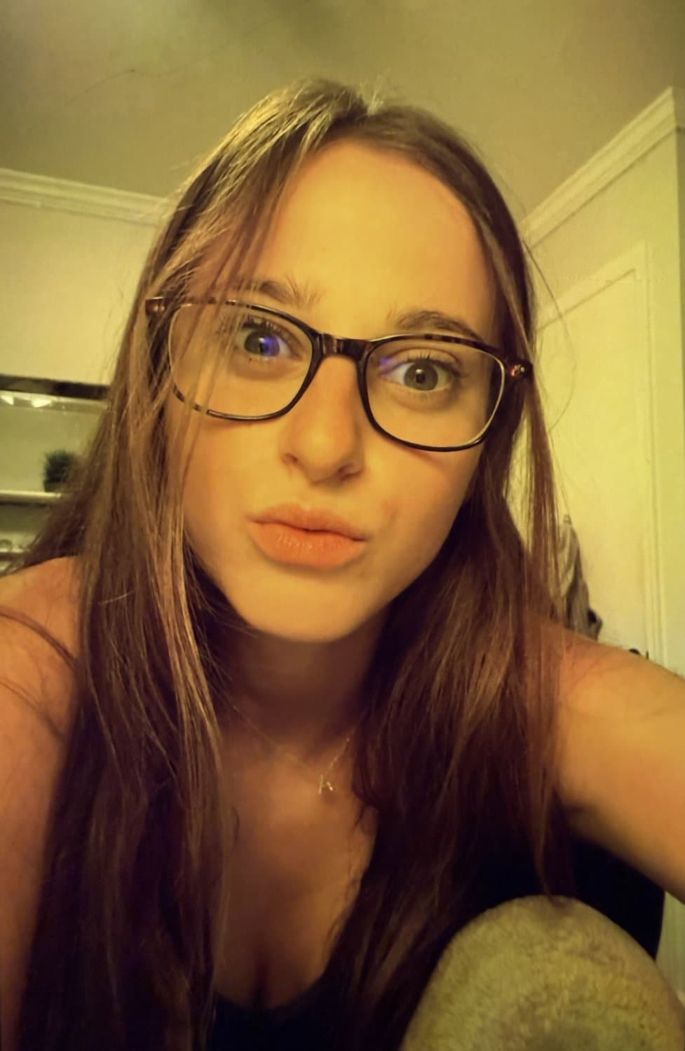 Big Tit 18 year old Sexy Slut Andi