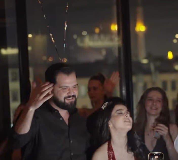 Türk sevgilisini aldatan kız ifşa efsane