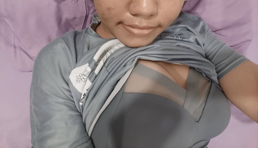 Juicy 20 y.o asian whore thats obsessed with my BWC dm or kik for the same treatment BWCstonedStud