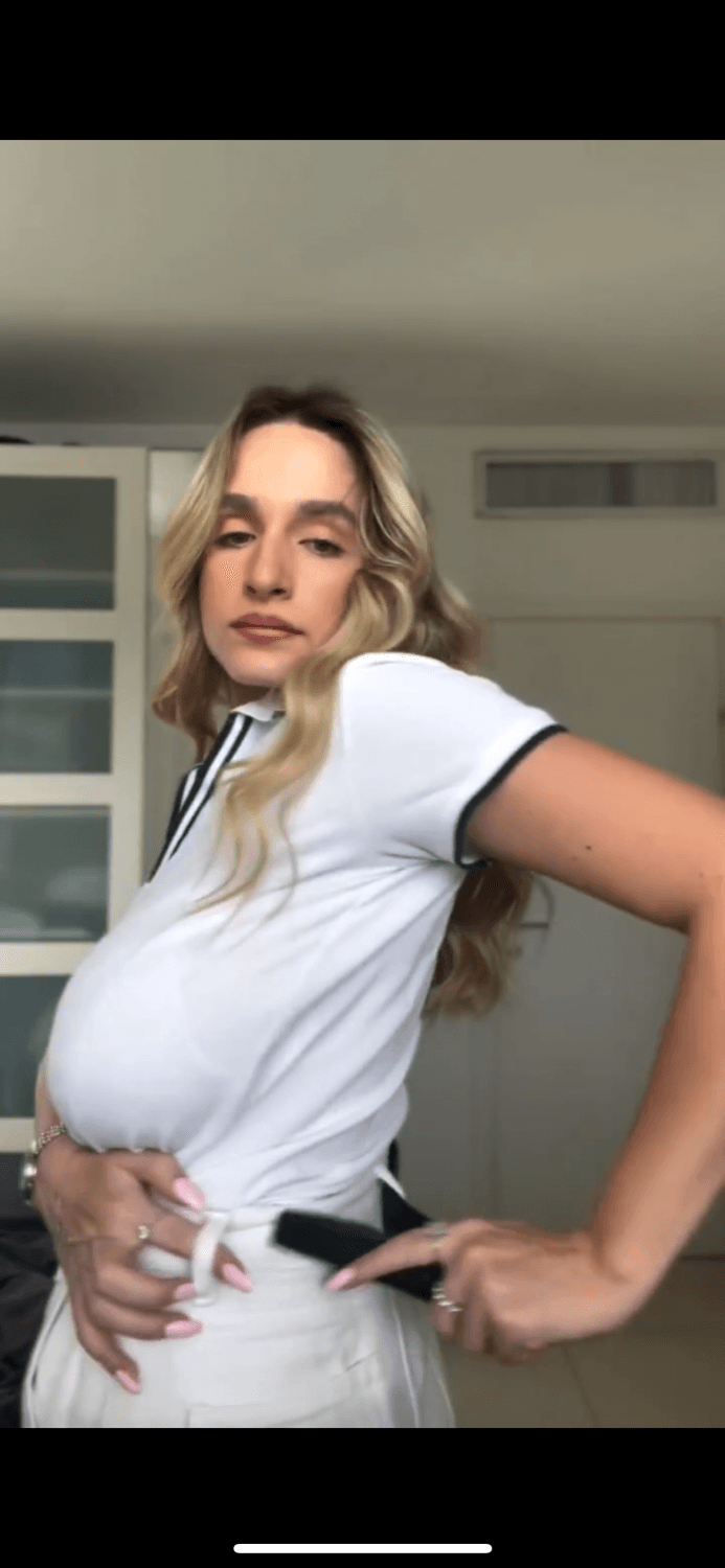 Heavy huge natural tits irl  stacked  noa