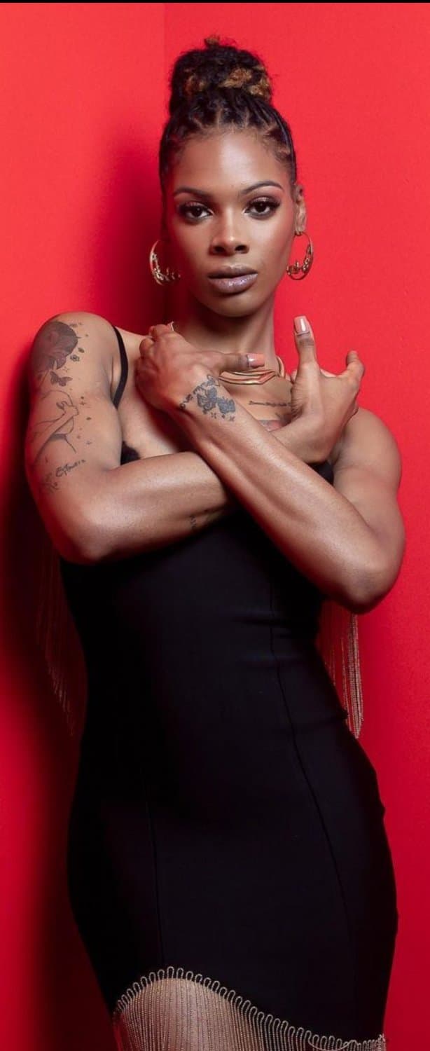 Carmella @carmelladean_