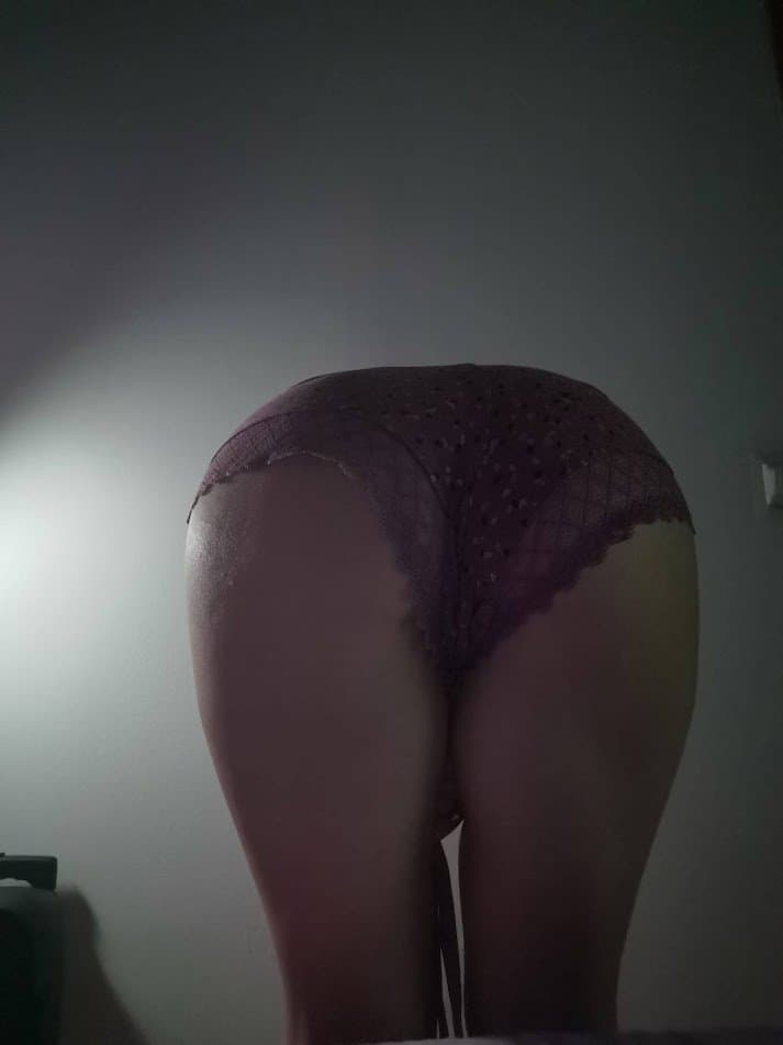 Slutty Babygirl 23 years old