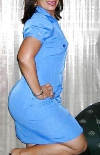 Madura suegra casero Latina mature mother in law gfs mom asked me to fix her laptop , found these