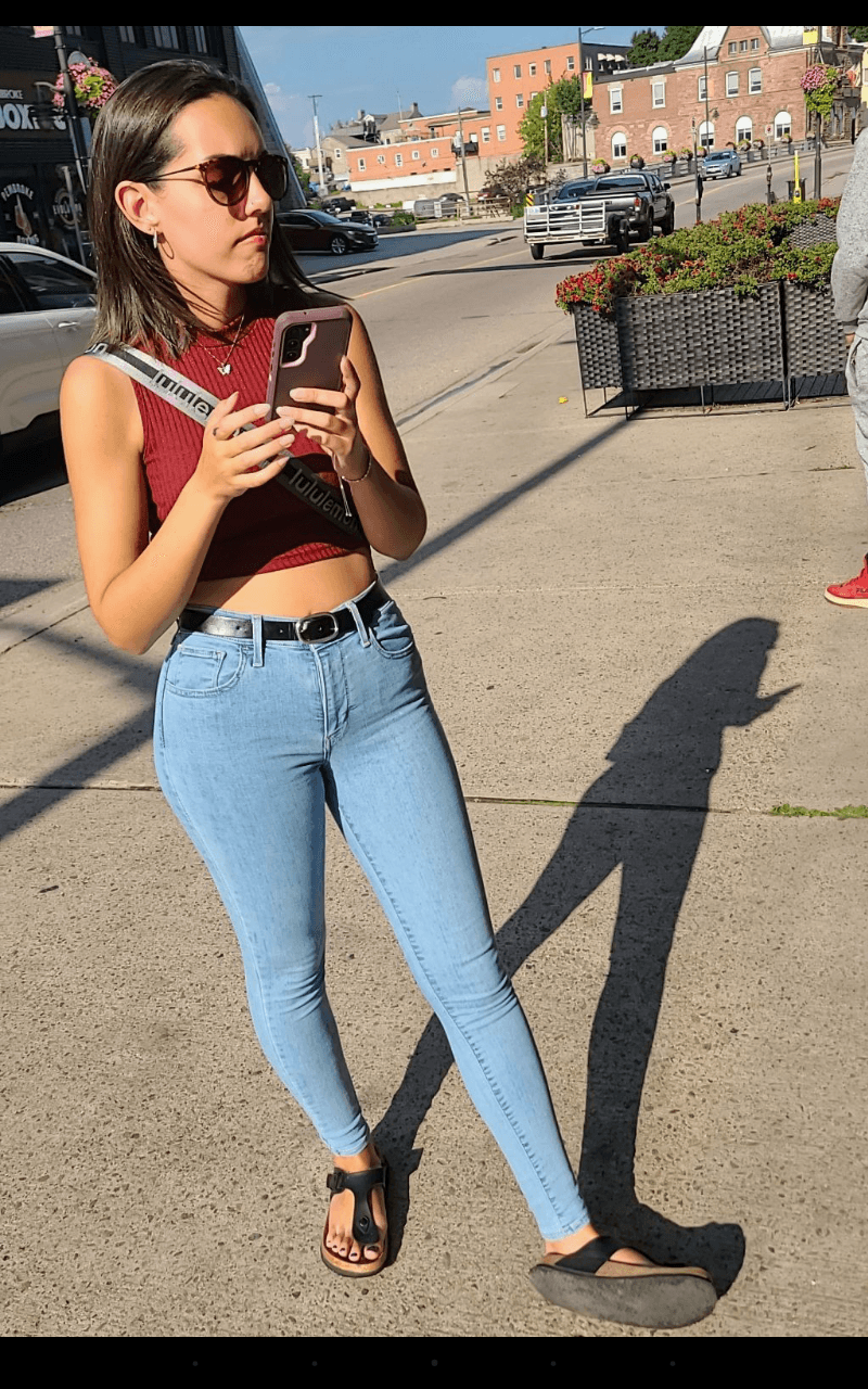 Best friend Sasha, I wanna clap her cheeks so bad