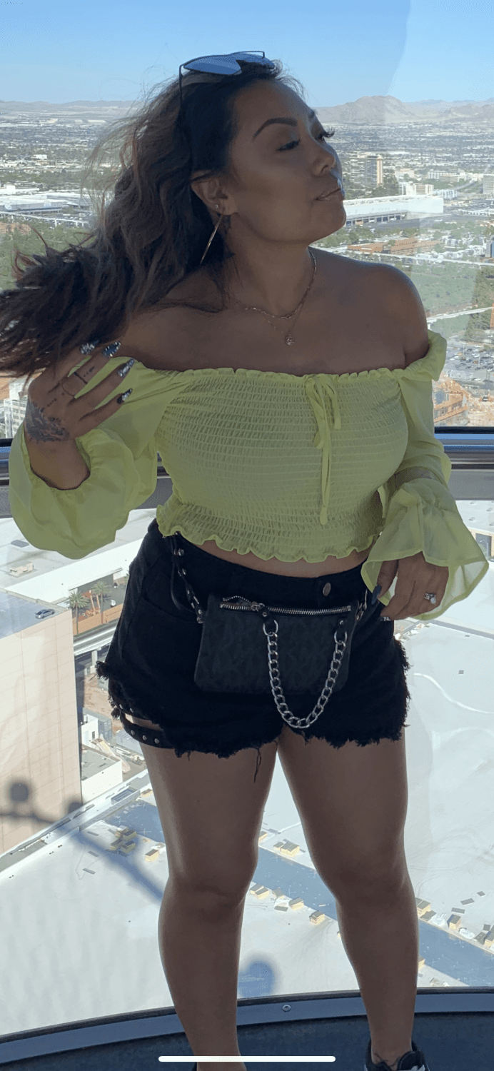 Asian slut Sue got some cakes!