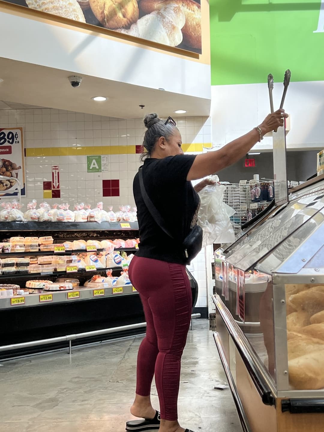 Hot GILF Latina in red leggings and platforms creepshots