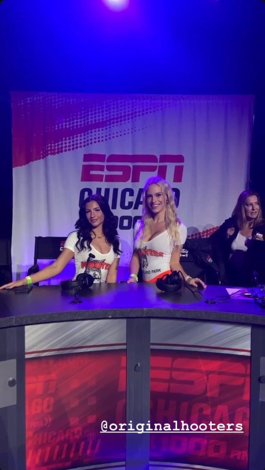 Click to view full size Hooters slut loves showing off like a true slut that she always has been