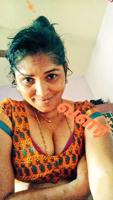 Pics - Valarsampavam Famous Tamil Wife Cheating+ Affair