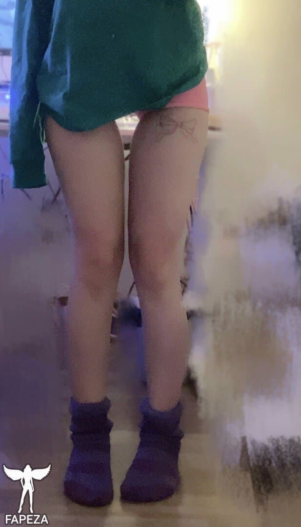 Asian Twitch streamer 4