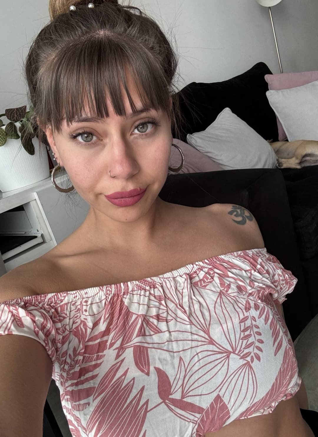 Gaze into my eyes and prepare to be hypnotized