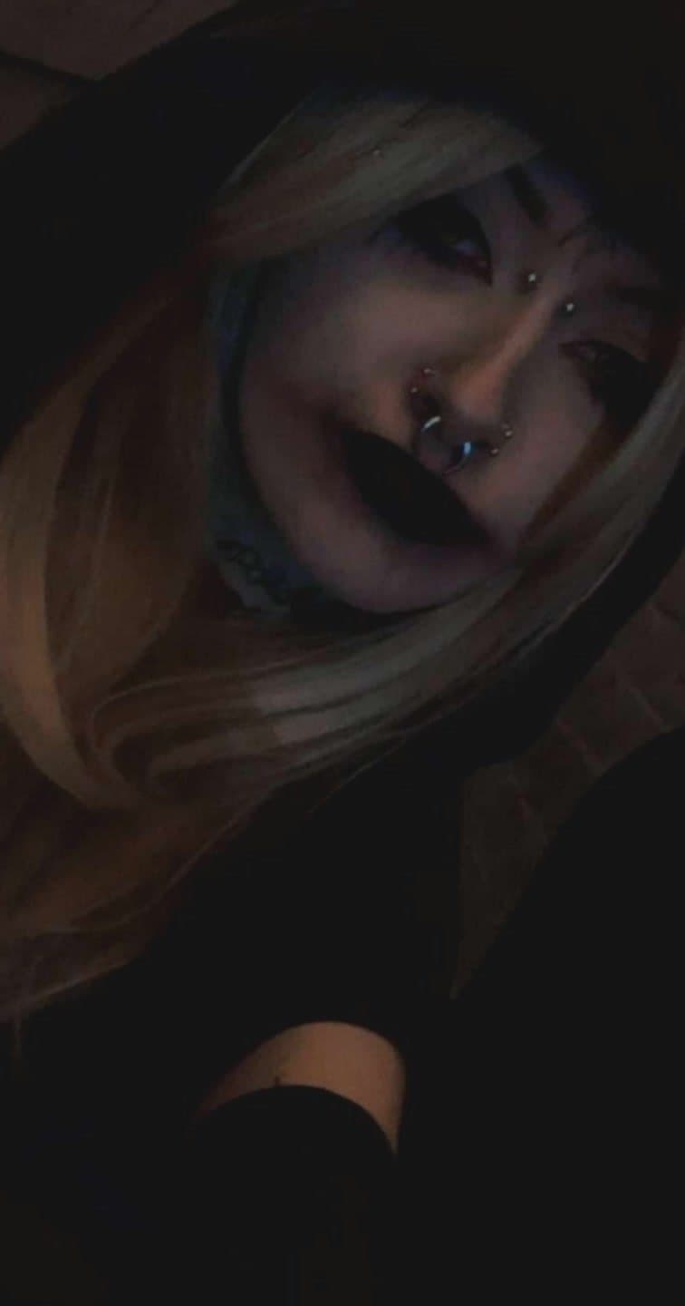 Shadows are my comfort zone