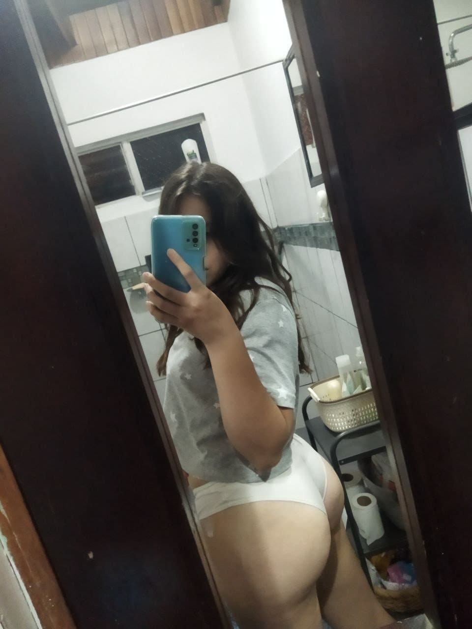 Pendeja de culo grande y gordo se filtra su pack