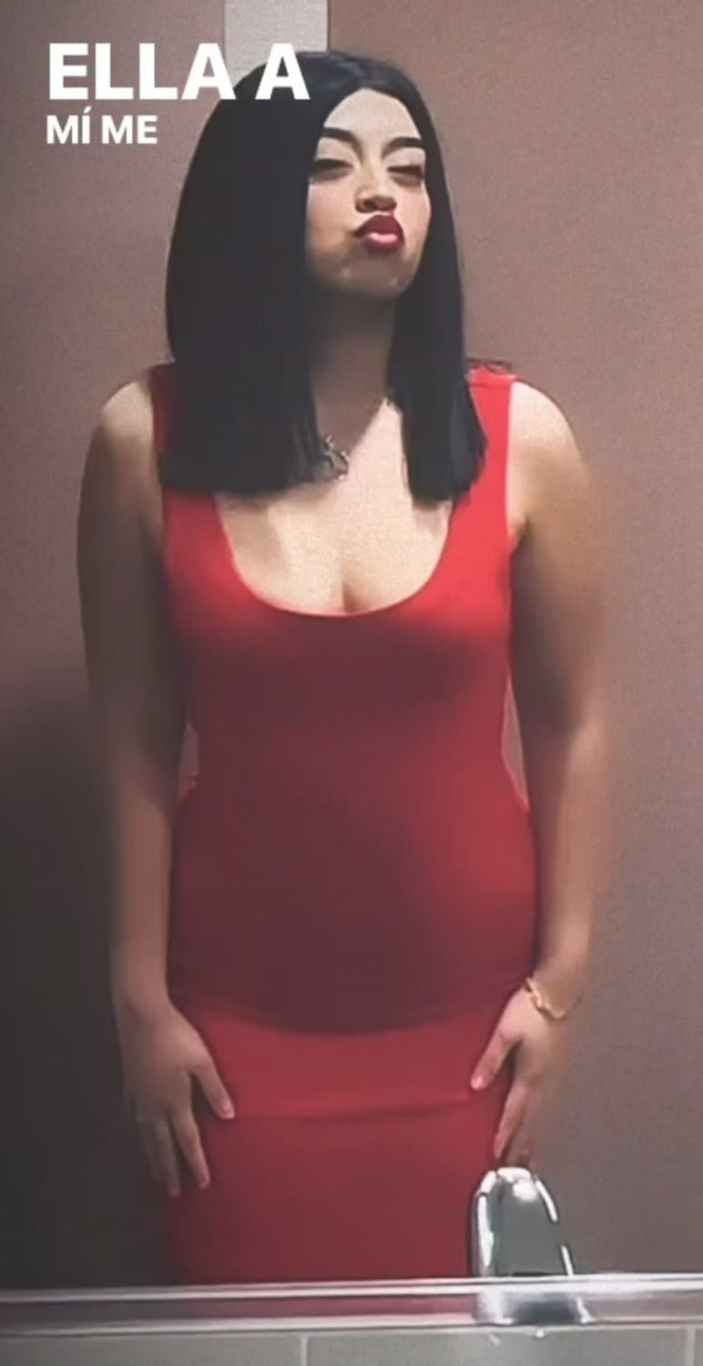 Chaparrita nalgona con algunos fakes