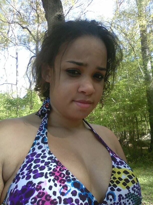 Cute and Chubby Ebony Girlfriend Leaked Giving Handjob to BWC while Getting Fingered Like A Whore