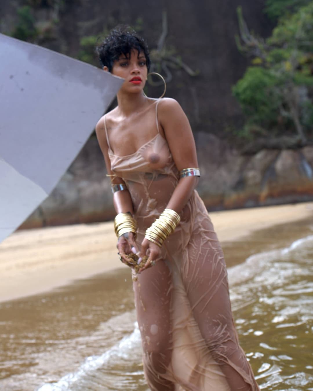 Rihanna - 2014 Vogue Brazil Outtakes v1