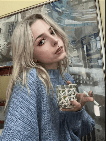 Lora the cheap London whore