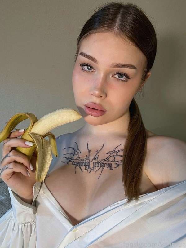 Click to view full size Tá salimur pt 3 (trans,shemale,tgirl,ladyboy,tgirl, Sissy )