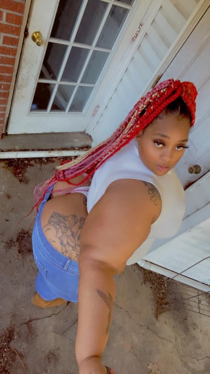 HUGE SSBBW SEXY ASS BOOTY