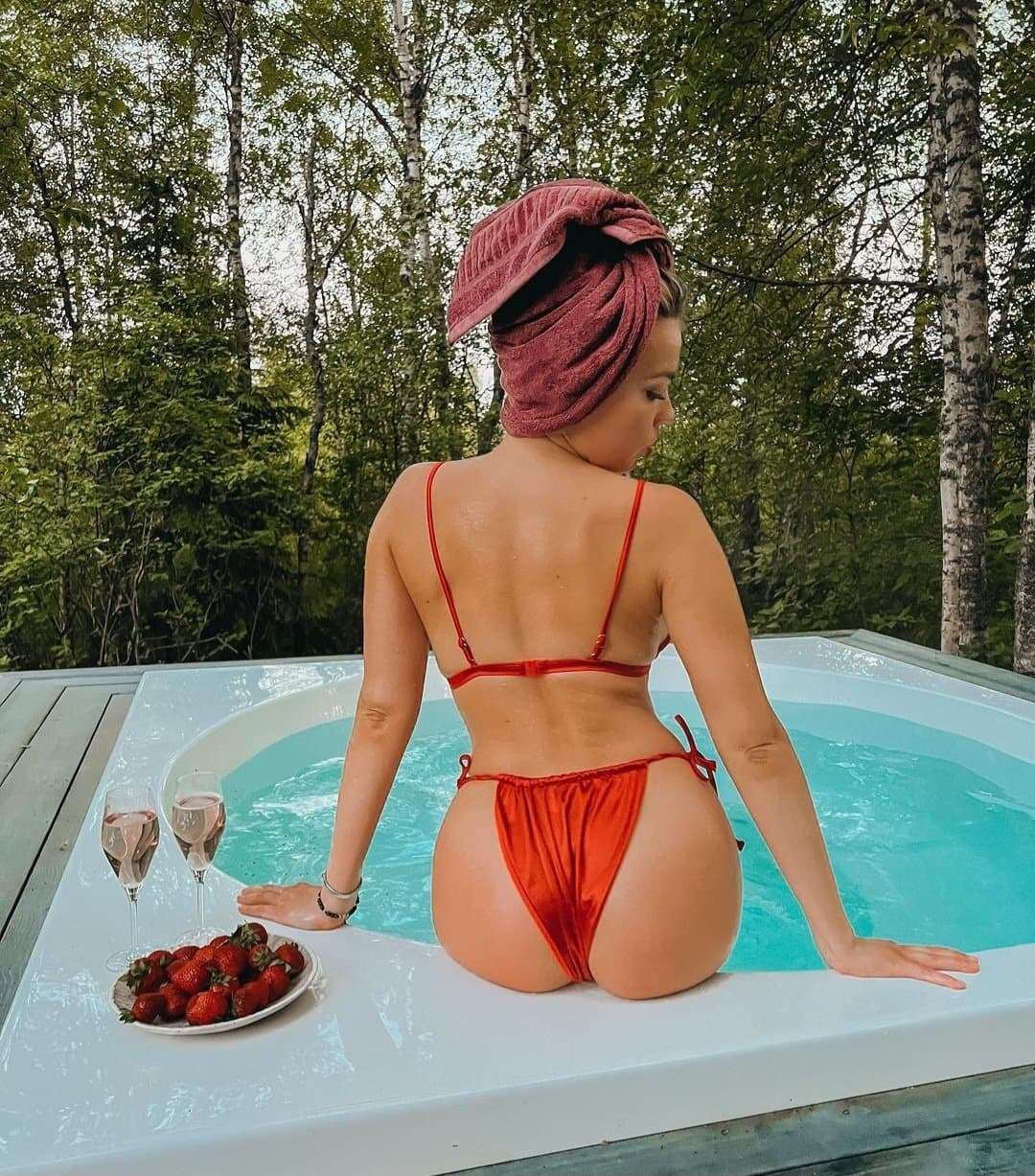 Big Ass Finnish Babes