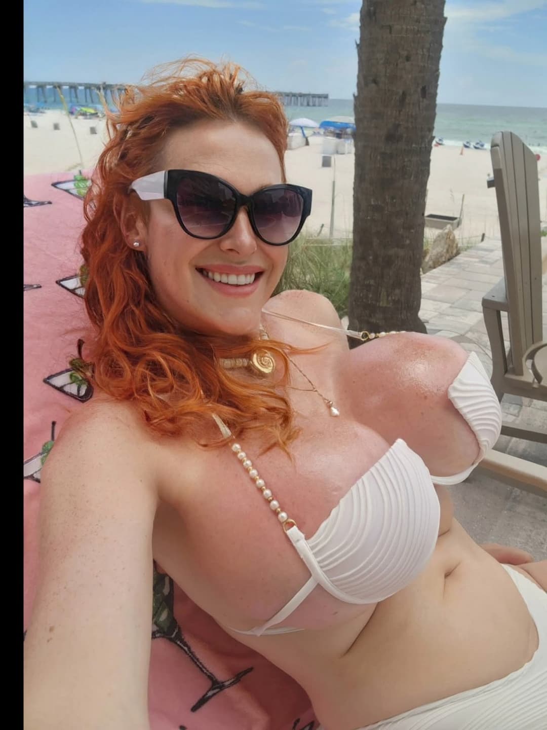 Click to view full size Fay peituda