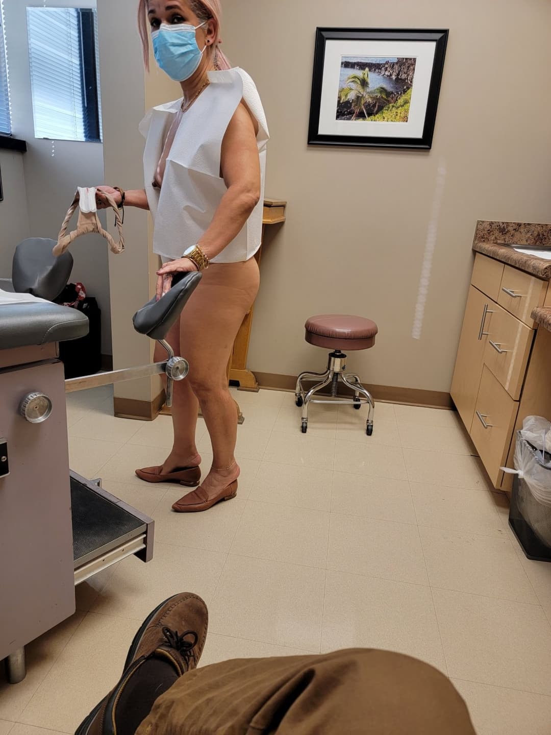 Slut visiting the clinic